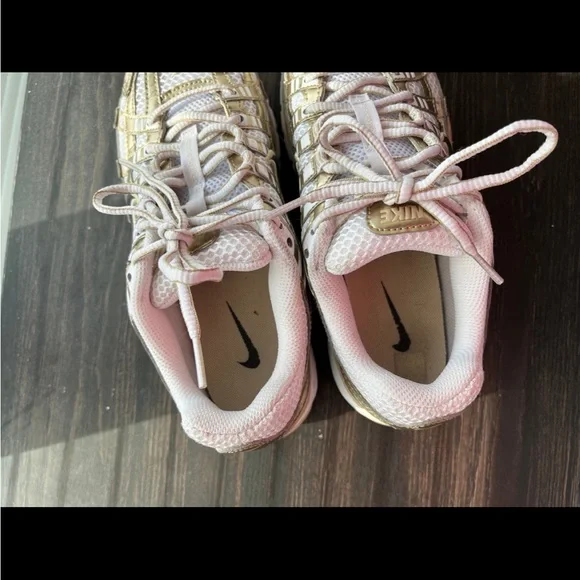 Nike Women's gold Metallic p-6000 Running Sneakers - Picture 4 of 7